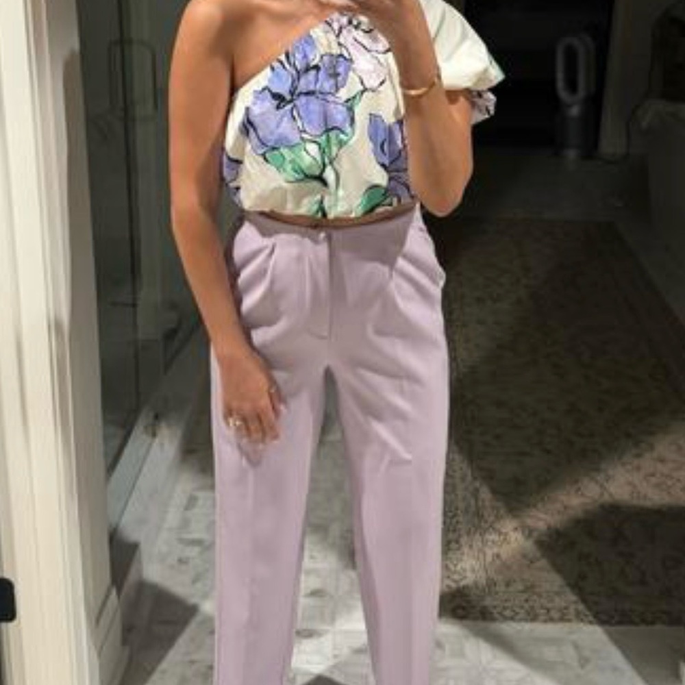 NWT Asymmetric one shoulder floral crop top